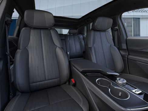 New 2026 Cadillac Lyriq Luxury image 16