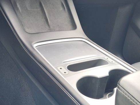 Used 2023 Tesla Model Y Performance image 20