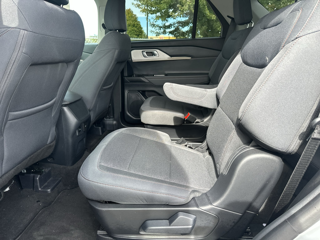Certified 2026 Ford Explorer Active AWD/4WD image 16