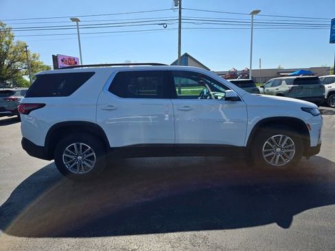 Used 2023 Chevrolet Traverse LT AWD/4WD image 4