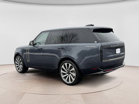 New 2026 Land Rover Range Rover SE AWD/4WD image 3