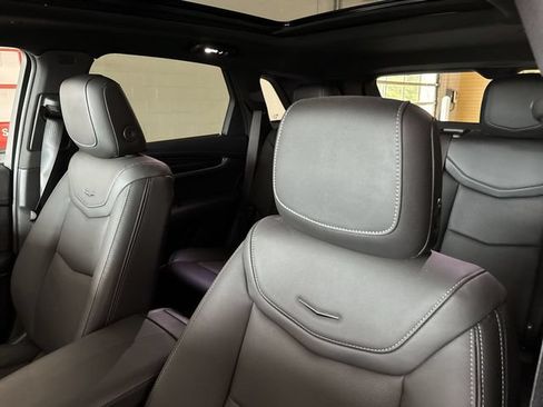 Certified 2024 Cadillac XT5 Premium Luxury w/ Technology Package FWD image 20