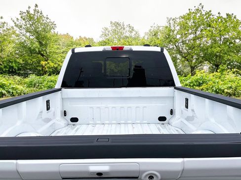 Used 2024 Ford F450 Platinum w/ FX4 Off-Road Package image 18