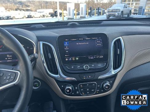 Used 2023 Chevrolet Equinox Premier image 13