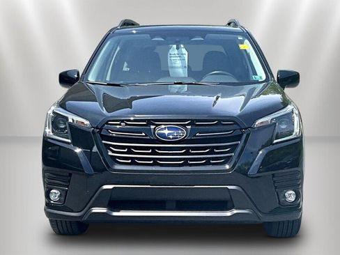 Certified 2024 Subaru Forester Premium AWD/4WD image 2