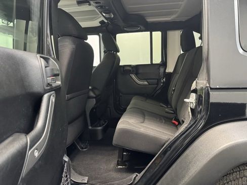 Used 2013 Jeep Wrangler Unlimited Sport image 23