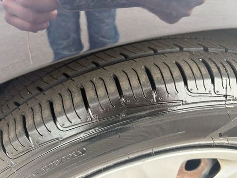 Used 2017 Kia Forte LX image 26