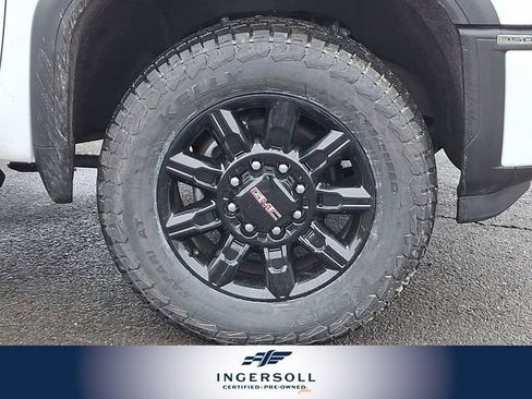 Used 2025 GMC Sierra 3500 AT4 image 11