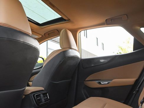 Used 2025 Lexus NX 250 FWD w/ Premium Package image 15