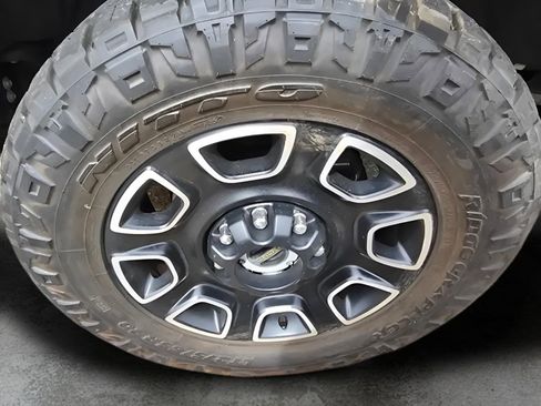 Used 2024 Ford F350 Platinum AWD/4WD image 17