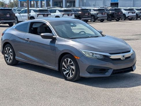 Used 2018 Honda Civic LX image 3