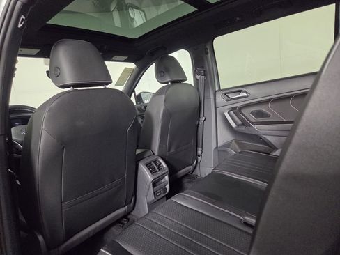 Used 2023 Volkswagen Tiguan SE R-Line FWD image 25