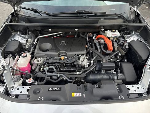 Used 2021 Toyota RAV4 XLE Premium image 25