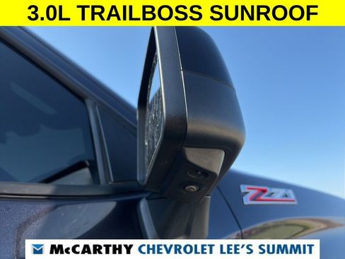 Used 2022 Chevrolet Silverado 1500 LT Trail Boss w/ LT Trail Boss Premium Package image 32