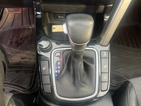 Certified 2023 Kia Seltos S w/ Navigation Package AWD/4WD image 16