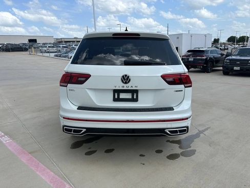 Used 2024 Volkswagen Tiguan SEL R-Line AWD/4WD image 6