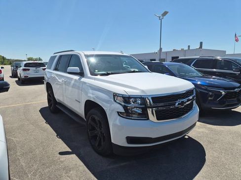 Used 2019 Chevrolet Tahoe LS AWD/4WD image 3