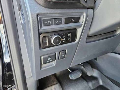 Used 2023 Ford F150 Raptor w/ Equipment Group 802A Raptor R AWD/4WD image 29