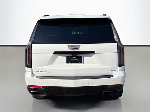 Certified 2025 Cadillac Escalade ESV Sport Platinum AWD/4WD image 6