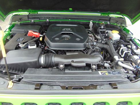 Used 2018 Jeep Wrangler Unlimited Sport S image 33