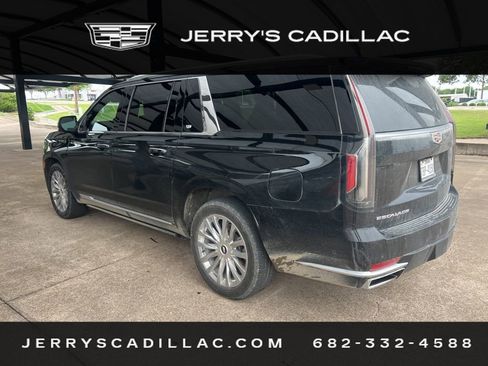 Used 2023 Cadillac Escalade ESV Premium Luxury w/ Performance Package AWD/4WD image 5