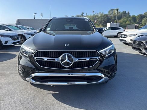 Certified 2026 Mercedes-Benz GLC 300 image 2