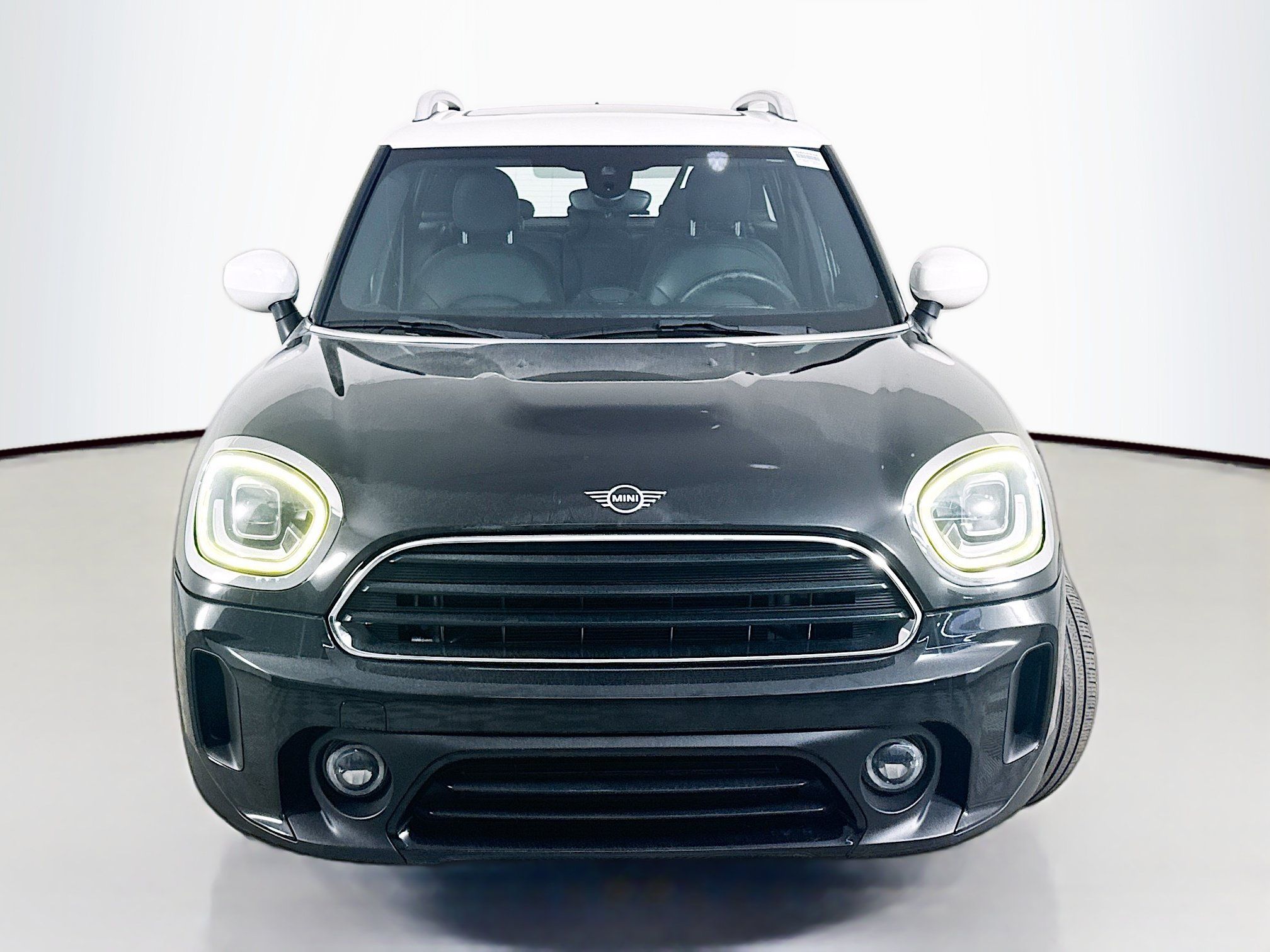 Used 2022 MINI Cooper Countryman FWD image 2