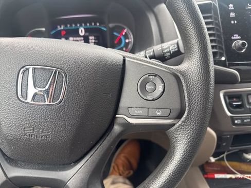 Used 2021 Honda Pilot EX image 24