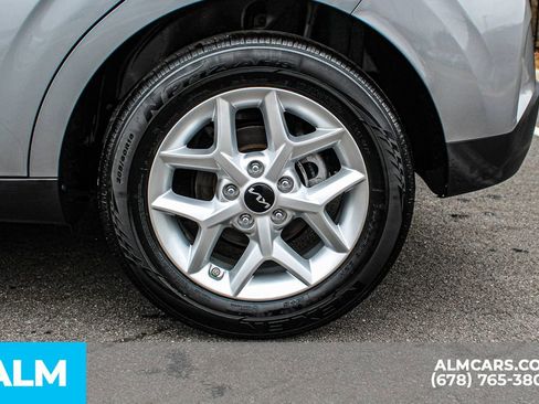 Used 2024 Kia Soul LX w/ Option Group 015 image 16