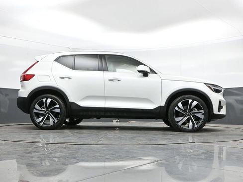 Used 2023 Volvo XC40 B5 Ultimate w/ Climate Package AWD/4WD image 42