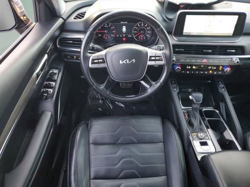 Certified 2022 Kia Telluride SX w/ SX Prestige Package AWD/4WD image 9