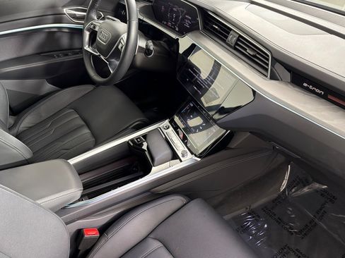 Used 2024 Audi Q8 e-tron Prestige w/ Prestige Package AWD/4WD image 15