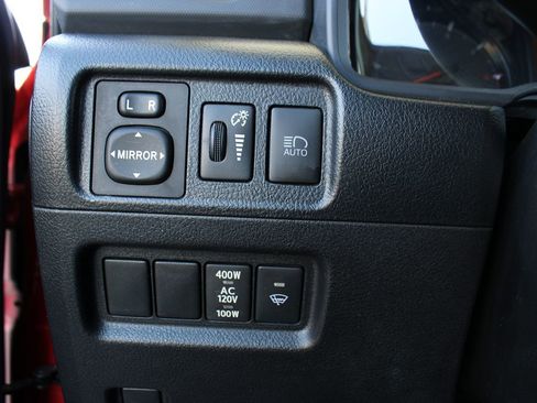 Used 2024 Toyota 4Runner SR5 image 23