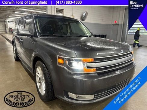 Used 2019 Ford Flex Limited FWD image 3