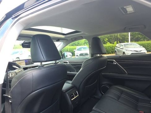 Used 2018 Lexus RX 450h AWD w/ Luxury Package image 11
