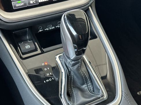 Used 2024 Subaru Outback Premium image 21