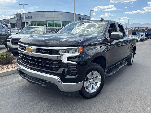 Used 2023 Chevrolet Silverado 1500 LT AWD/4WD image 4