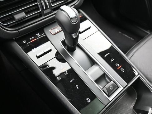 New 2026 Porsche Macan S AWD/4WD image 22