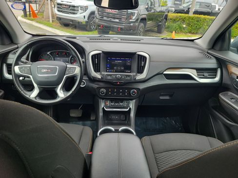 Used 2020 GMC Terrain SLE FWD image 16