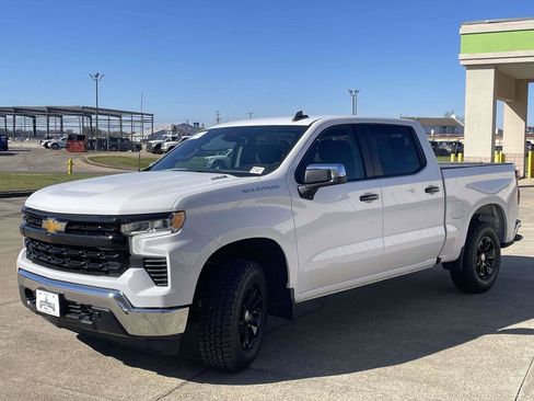 Used 2023 Chevrolet Silverado 1500 LT image 7