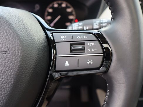 Used 2025 Honda HR-V EX-L image 14