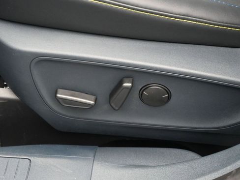 New 2026 Ford Maverick Lobo AWD/4WD image 9