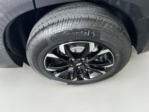 Used 2023 Chevrolet TrailBlazer LT FWD image 11