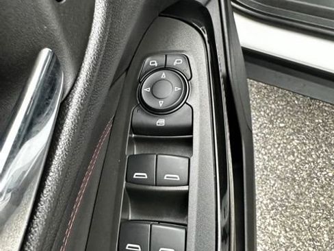 Used 2024 Chevrolet Trax RS w/ Driver Confidence Package image 22