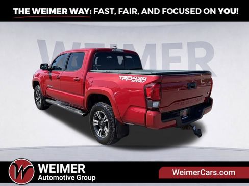 Used 2019 Toyota Tacoma TRD Sport w/ Four Season Floor Mat Package AWD/4WD image 3