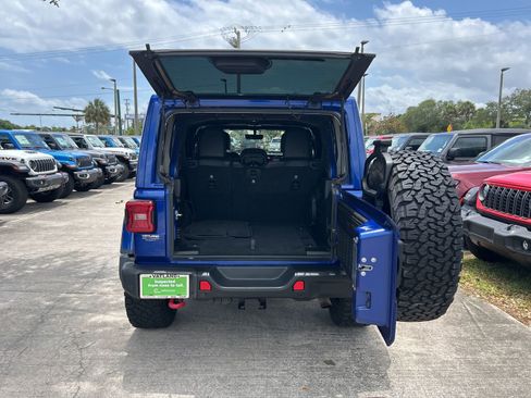 Used 2019 Jeep Wrangler Unlimited Rubicon AWD/4WD image 35