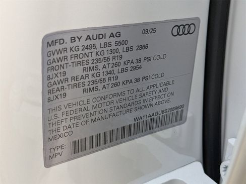 New 2025 Audi Q5 Premium image 17