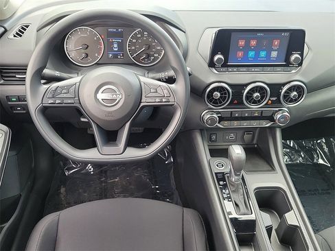 New 2025 Nissan Sentra S image 5