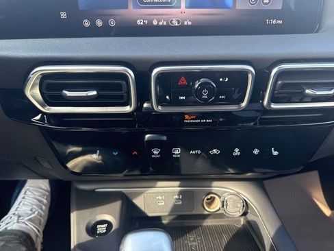 New 2026 Nissan Sentra SV w/ SV Convenience Package FWD image 13