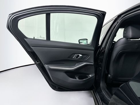 Used 2025 BMW 330i Sedan RWD image 27